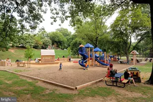 2236 40th St NW, Washington, DC 20007 - Photo 35