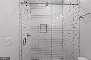 2236 40th St NW, Washington, DC 20007 - Photo 19
