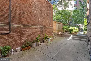 1724 17th St NW, Washington, DC 20009 - Photo 25