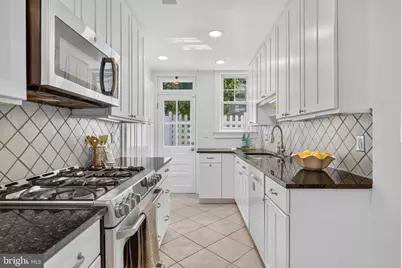 3718 Jenifer Street NW, Washington, DC 20015 - Photo 11