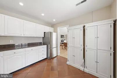 2828 Wisconsin Avenue NW #114, Washington, DC 20007 - Photo 11