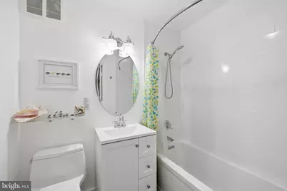 2828 Wisconsin Avenue NW #114, Washington, DC 20007 - Photo 21