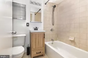 800 4th St SW, Washington, DC 20024 - Photo 19