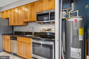 1601 Isherwood St NE, Washington, DC 20002 - Photo 31