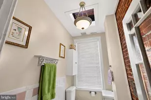 1219 Linden Pl NE, Washington, DC 20002 - Photo 19