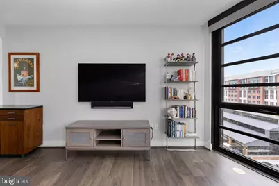 1300 4th Street SE #807, Washington, DC 20003 - Photo 11