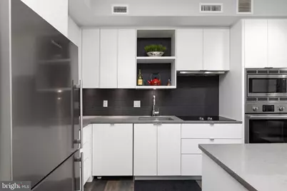 1300 4th Street SE #807, Washington, DC 20003 - Photo 7