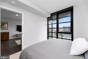 1300 4th St SE, Washington, DC 20003 - Photo 17