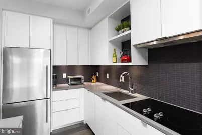 1300 4th Street SE #807, Washington, DC 20003 - Photo 9