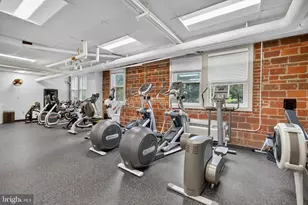4000 Cathedral Ave NW, Washington, DC 20016 - Photo 21