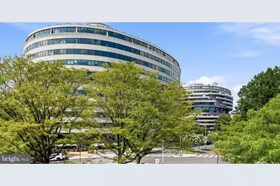 700 New Hampshire Avenue NW #717, Washington, DC 20037 - Photo 43