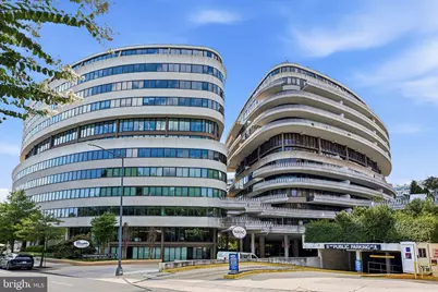 700 New Hampshire Avenue NW #717, Washington, DC 20037 - Photo 39