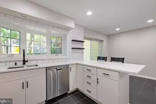 2317 37th St NW, Washington, DC 20007 - Photo 21