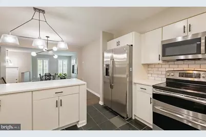 2317 37th Street NW #UPPER, Washington, DC 20007 - Photo 23