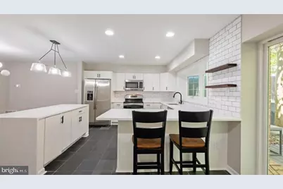 2317 37th Street NW #UPPER, Washington, DC 20007 - Photo 17