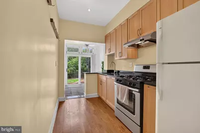 2520 41st Street NW #5, Washington, DC 20007 - Photo 11