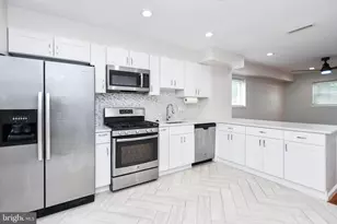 531 Hilltop Terrace SE, Washington, DC 20019 - Photo 9