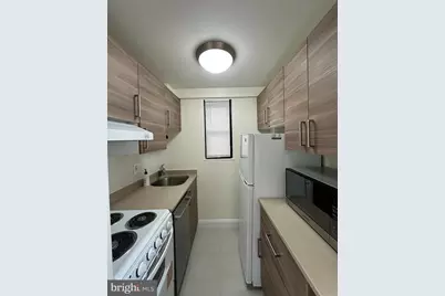 2141 I Street NW #412, Washington, DC 20037 - Photo 5