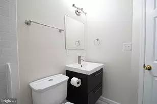 62 S St NW, Washington, DC 20001 - Photo 23