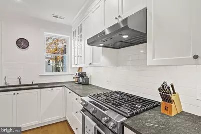 1920 35th Street NW, Washington, DC 20007 - Photo 5