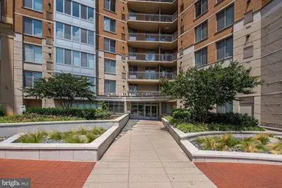 555 Massachusetts Avenue NW #411, Washington, DC 20001 - Photo 25