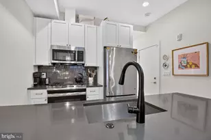 11 15th St NE, Washington, DC 20002 - Photo 9