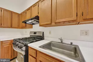655 Kensington Pl NE, Washington, DC 20011 - Photo 9