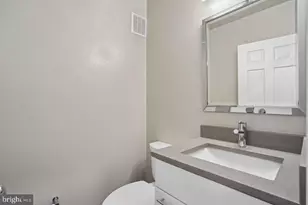 1604 Beekman Pl NW, Washington, DC 20009 - Photo 25