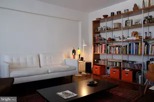 1545 18th St NW, Washington, DC 20036 - Photo 1
