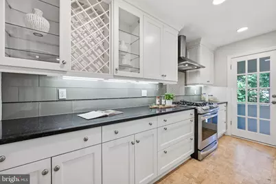 3155 Upland Terrace NW, Washington, DC 20015 - Photo 9