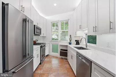 3512 30th Street NW, Washington, DC 20008 - Photo 9