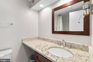 2501 Calvert St NW, Washington, DC 20008 - Photo 11