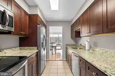 2501 Calvert Street NW #409, Washington, DC 20008 - Photo 5
