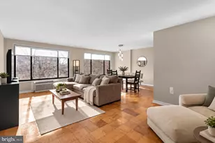 2501 Calvert St NW, Washington, DC 20008 - Photo 3