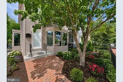 400 8th Street NE, Washington, DC 20002 - Photo 1