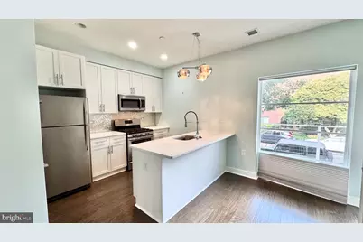 401 15th Street SE #203, Washington, DC 20003 - Photo 3