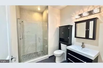 401 15th Street SE #203, Washington, DC 20003 - Photo 11