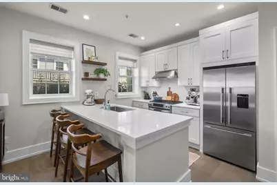 16 17th Street NE #112, Washington, DC 20002 - Photo 11