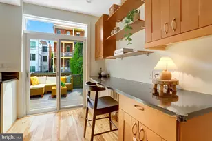 1734 Swann St NW, Washington, DC 20009 - Photo 15