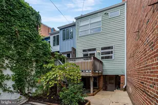 1734 Swann St NW, Washington, DC 20009 - Photo 35