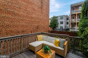 1734 Swann St NW, Washington, DC 20009 - Photo 33