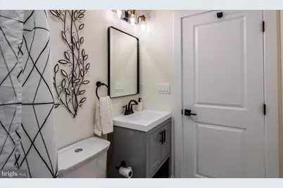 1239 5th Street NW #1, Washington, DC 20001 - Photo 27