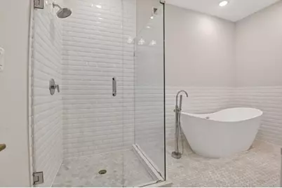 217 20th Street NE #2, Washington, DC 20002 - Photo 9