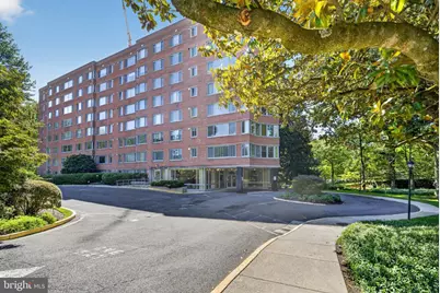 4200 Cathedral Avenue NW #106, Washington, DC 20016 - Photo 3