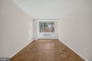 4200 Cathedral Ave NW, Washington, DC 20016 - Photo 33