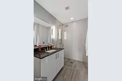 88 V Street SW #801, Washington, DC 20024 - Photo 33
