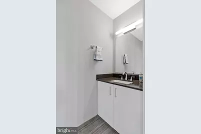 88 V Street SW #801, Washington, DC 20024 - Photo 5