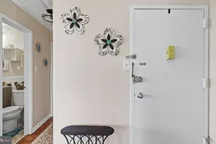 4000 Tunlaw Rd NW, Washington, DC 20007 - Photo 15