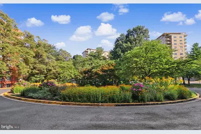4000 Tunlaw Road NW #1111, Washington, DC 20007 - Photo 19