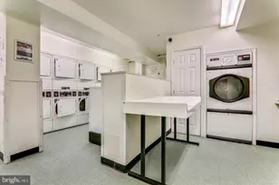 4000 Tunlaw Rd NW, Washington, DC 20007 - Photo 29